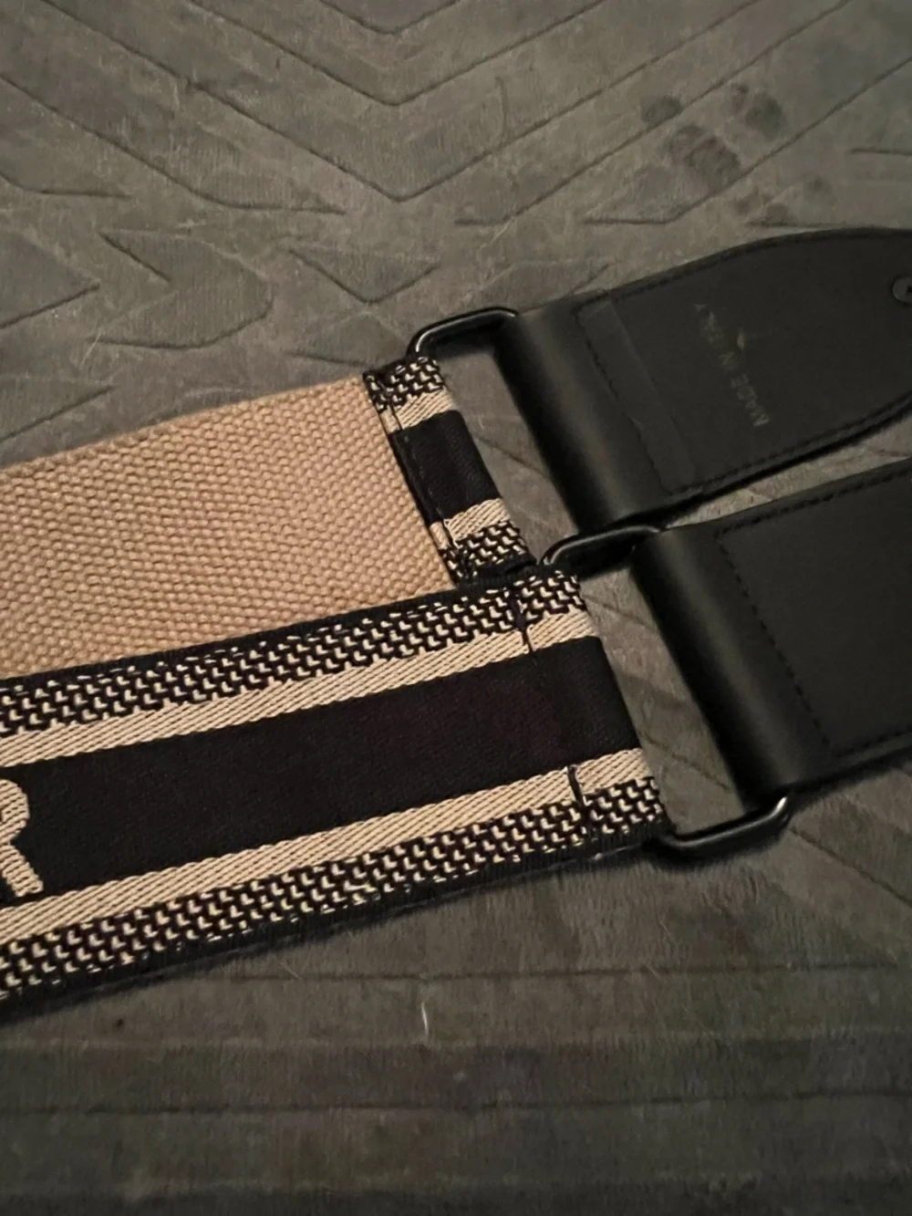 Dior Beige and Black Christian Dior Wide Detachable Strap - Picture 4 of 9